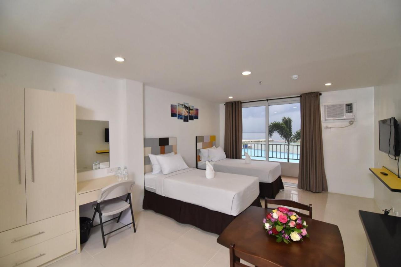 Holiday Oceanview Residences And Resort Samal Dış mekan fotoğraf