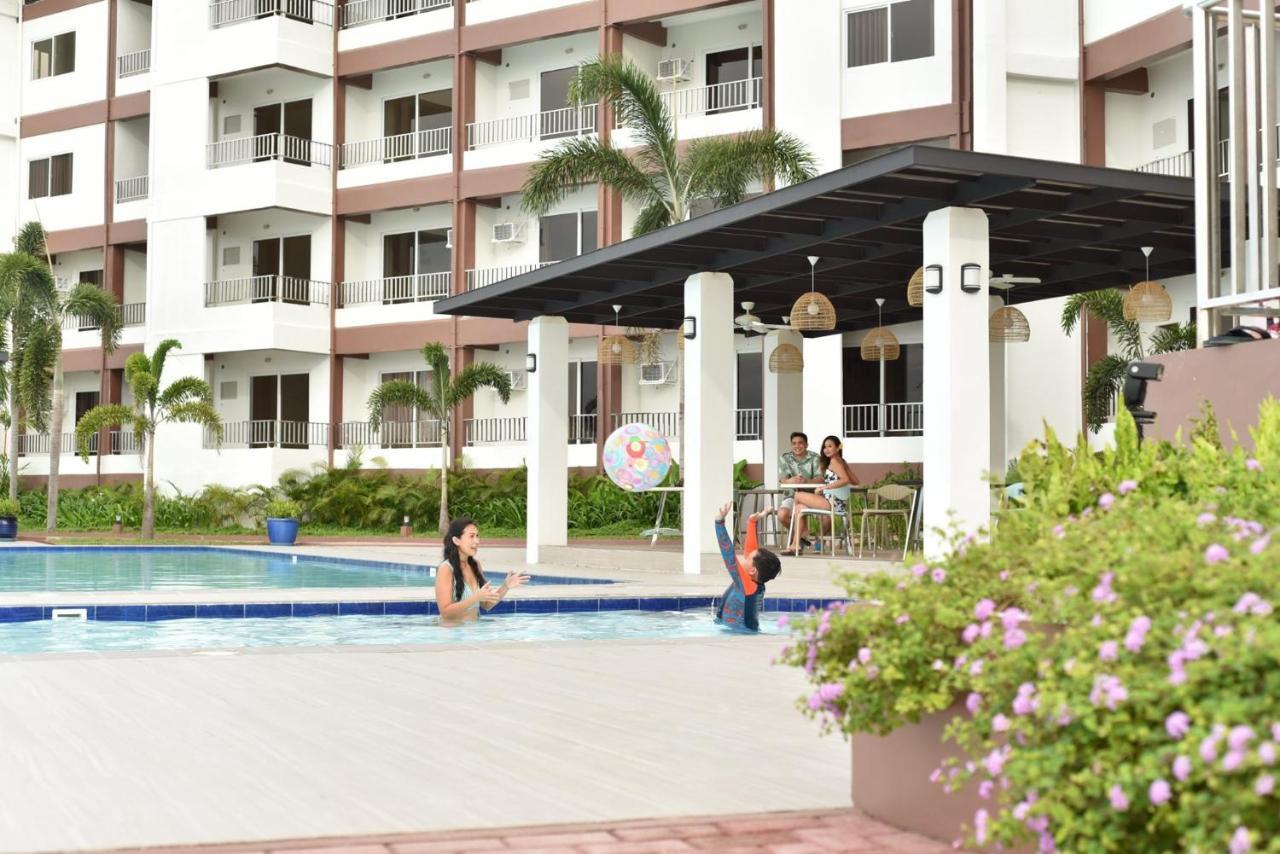 Holiday Oceanview Residences And Resort Samal Dış mekan fotoğraf